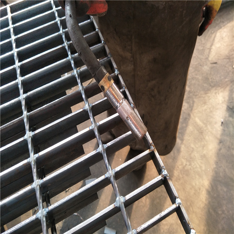 Factory Prices Heavy Duty Weight Per Square Meter Stainless Hot Dip Galvanized Steel Grating